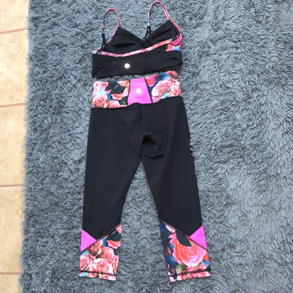 SOLD: Lululemon Workout Set Small - Picture 8 of 10